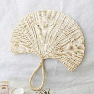 Adornos de pared de madera de alta calidad, abanicos de ratán hechos a mano para colgar en la pared. - Product Image 3