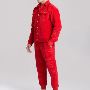 Conjunto Deportivo de Lujo para Hombre en Terciopelo Rojo, Chaqueta con Botones y Pantalones Jogger, Ropa Casual de Calle - Product Image 2