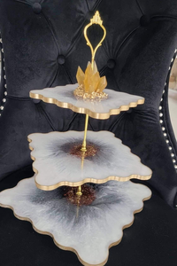 Support à gâteau en résine fait main, origine Inde, pour une décoration de table haut de gamme et des décorations de fête - Product Image 4