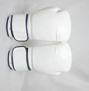 Gants de boxe professionnels en cuir de haute qualité, personnalisables, avec fermeture auto-agrippante, légers, protection UV, pour l'entraînement (vente en gros) - Product Image 5