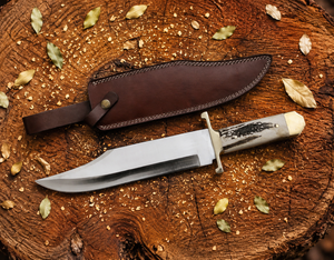 Couteau de chasse Bowie en acier D2 fait main sur mesure avec étui en cuir, manche en corne, meilleur couteau au prix d'usine en gros - Product Image 1