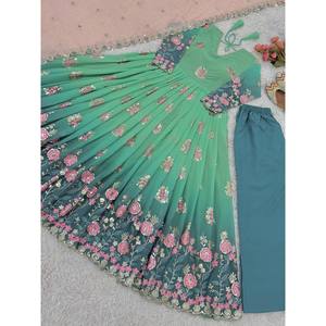 Hermoso Vestido de Fiesta Hecho a Mano, Talla XL, Estampado Floral, Cintura Imperio, Incluye Falda y Dupatta - Product Image 5