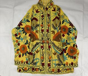 Chaquetas de Invierno para Mujer, de Algodón, con Cuello de Botones y Diseño Estampado, Estilo Bohemio con Capucha - Product Image 4