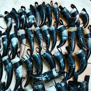 Mug en corne de Viking poli à la main avec étui en cuir, vaisselle haut de gamme au meilleur prix - Product Image 6