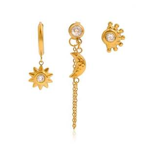 Pendientes de Acero Inoxidable Chapados en Oro de 18K al por Mayor, Diseño de Sol y Luna - Product Image 1