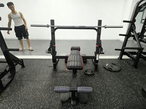 Panca Piana Regolabile di Alta Qualità per Fitness, Attrezzatura per Esercizi di Spalle, Braccia, Schiena e Petto - Product Image 6