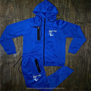 Sudadera con capucha y pantalones de chándal holgados de pierna ancha con cremallera cuadrada estampada gráfica personalizada conjunto DTG estampado desgastado chándal para hombre - Product Image 1