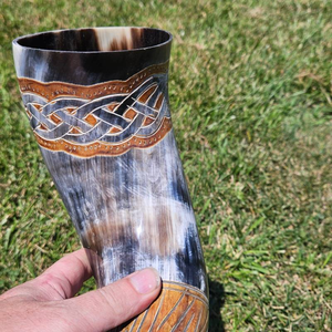 Cuerno Vikingo Medieval para Beber, Cuerno de Vaca y Buey Pulido y Brillante, Personalizado y Hecho a Mano, a Precio Económico - Product Image 4