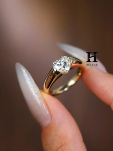 Anillo de Compromiso con Diamante Cultivado en Laboratorio con Corte Corazón, Certificado por IGI, Oro Amarillo de 14K, Anillo Solitario con Engaste de Bisel para Mujer, Joyería Personalizada - Product Image 3