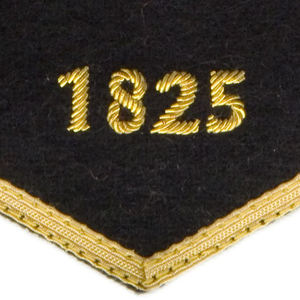 ธงแขวนปักมือด้วยด้ายทองคำ ขนาด 8 มม. ขอบ 12x8 นิ้ว ธงตกแต่งสั่งทำได้ รับผลิตแบบ OEM - Product Image 6