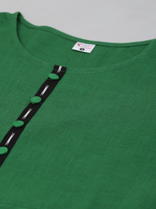 Kurta Anarkali vert en coton flammé uni pour femme, à col rond et manches trois-quarts, conçu pour un style décontracté ethnique mondial - Product Image 5