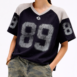 Maillot de football américain tendance pour femme, style vintage, imprimé chiffres, manches raglan, coupe décontractée, streetwear, personnalisable, commandes en gros OEM - Product Image 4