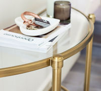 Everson Table console de luxe en verre Demilune-Chic Surface en verre demi-lune avec pieds en métal durable Mobilier d'intérieur