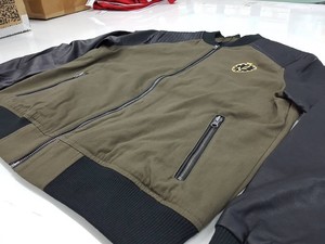 Veste d'hiver pour homme sur mesure, coupe-vent, doublure chaude, tissu extérieur durable et protection premium contre le froid - Product Image 1
