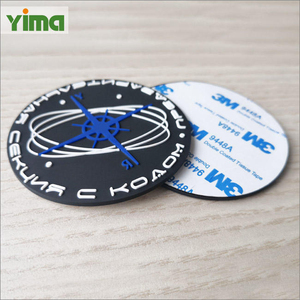 Patch logo PVC personnalisé avec dos auto-agrippant pour chapeaux, sacs, vêtements – Fournisseur direct d'usine OEM en gros - Product Image 3