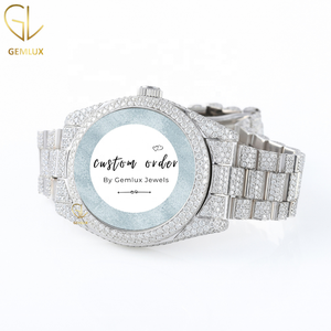 Montre Hip Hop de Luxe pour Homme avec Cadran Romain Entièrement Sertie de Diamants Moissanite D VVS Blancs, Date Automatique et Testeur de Diamants Inclus - Product Image 2