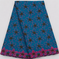Tissu en dentelle suisse africaine brodé et perlé pour fabricants de vêtements et acheteurs de textiles au Royaume-Uni