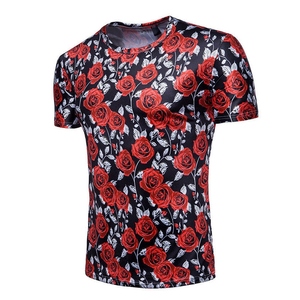 T-shirt à manches courtes pour homme, coupe ajustée, imprimé floral avec motif de roses rouges, 100% coton jersey élasthanne, col rond, vêtement décontracté - Product Image 3