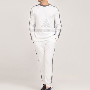 ผู้ผลิตชุดวอร์มสำหรับผู้ชายจากปากีสถาน รับผลิตชุดวอร์มแบบกำหนดเองตามแบบของคุณ - Product Image 2