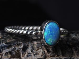 Anillo de Ópalo Australiano con Engaste de Bisel, Plata de Ley 925, Talla 7US, Regalo Clásico para Bodas y Fiestas, Joyería Hecha a Mano para Ella - Product Image 2