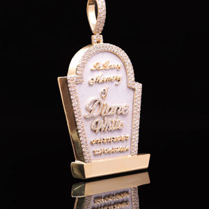 จี้มงกุฎประดับเพชร CZ รุ่นพรีเมียม อาร์เบิร์น ไอซ์ ดริป - Product Image 1