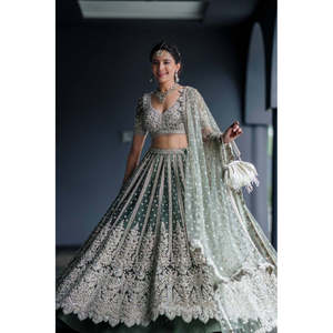 Conjuntos elegantes de ropa de fiesta de diseñador para mujer Lehenga Choli con Dori & Sequence Work - Product Image 6