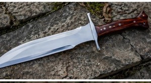 Couteau de chasse personnalisé en acier au carbone forgé à la main, lame à pointe tombante, manche en bois, étui en cuir, épaisseur de qualité industrielle - Product Image 5
