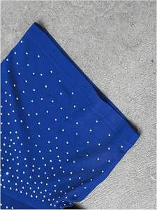 Camiseta de Algodón con Pedrería para Mujer, Estilo Casual, con Logotipo Personalizado, Fabricante de Ropa Urbana OEM de Marca Privada - Product Image 5