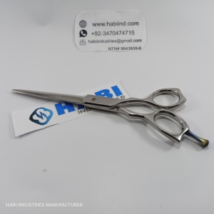 กรรไกรตัดผมมืออาชีพ 6 นิ้ว สแตนเลส ใบมีดคม - Product Image 4