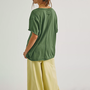 T-shirt personnalisé surdimensionné à col en V pour femme, vert uni, en jersey de coton, grande taille, manches classiques, haut décontracté, effet vieilli à l'intérieur - Product Image 2