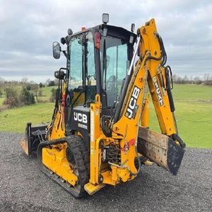 Chargeuse-pelleteuse JCB 1CXT fiable offrant une forte capacité d'excavation, une maniabilité compacte et des performances efficaces à vendre - Product Image 3