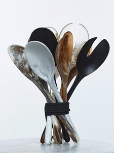 Ensemble de service à salade artisanal bleu, écologique, compatible lave-vaisselle, ustensiles de cuisine, fabriqué en Inde - Product Image 3