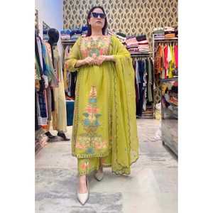 Conjunto de Traje Pakistaní Malti de Color Real con Espejo, Hecho a Mano ---SD01 - Product Image 5