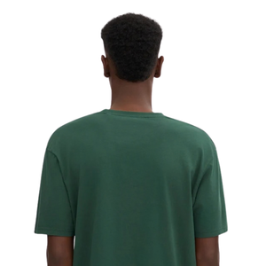 เสื้อยืดคอกลมแขนสั้นทรงตรงสำหรับผู้ชาย ผ้าเจอร์ซีย์เรียบ คุณภาพดี รับผลิตตามแบบ OEM ขายส่งจากโรงงานผู้ผลิตเสื้อผ้า ส่งออก - Product Image 6