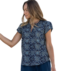 เสื้อเชิ้ตแฟชั่นพิมพ์ลายสำหรับผู้หญิงที่มีลวดลายหรูหราและสวมใส่สบาย - Product Image 3