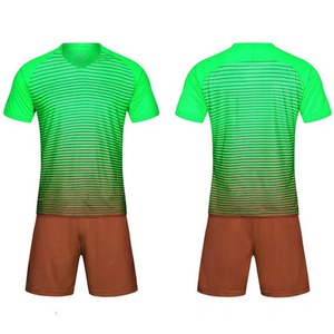 Ensemble de maillot de football unisexe blanc et bleu à manches courtes, col en V, polyester respirant, vêtements de sport pour adultes toutes saisons - Product Image 6