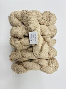 Fil de coton peigné 8 brins de qualité supérieure pour projets de tricot, crochet et tissage, avec texture écologique et recyclable et utilisation polyvalente - Product Image 4
