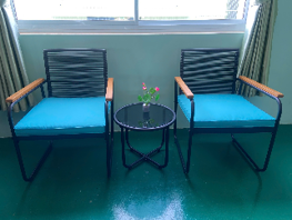 Ensemble de mobilier de jardin moderne en acier, canapé, table et chaises gris clair pour patio, idéal pour appartement, hôtel, ferme - Product Image 1