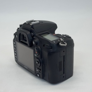 Cámara Réflex Digital Profesional de Alta Calidad y Económica, Marca <span class=keywords><strong>D7000</strong></span> con Lente Antivibración 18-105VR, Cámara Profesional Usada - Product Image 4