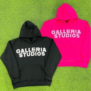 เสื้อฮู้ดแขนยาว GALLERIA STUDIOS แบบลำลองสำหรับทุกเพศ สีพื้น ปักตัวอักษร พิมพ์ลายสกรีน ปิดด้วยเชือกผูก 100% - Product Image 1