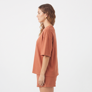 Ensemble décontracté deux pièces pour femme avec logo personnalisé, vente en gros, streetwear, t-shirt à manches courtes imprimé numériquement et short - Product Image 2