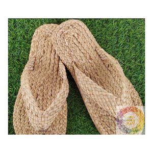 Pantoufles artisanales en jacinthe d'eau, écologiques et haut de gamme, chaussures tissées naturelles, export en gros du Vietnam dans le monde entier - Product Image 5