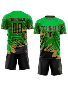 ชุดเสื้อฟุตบอลชายพร้อมกางเกงขาสั้น พิมพ์ลายได้ตามต้องการ แห้งเร็ว ผลิตจากโพลีเอสเตอร์ 100% ออกแบบสำหรับฤดูร้อน เหมาะสำหรับโรงเรียน วิทยาลัย และสโมสรฟุตบอล - Product Image 3
