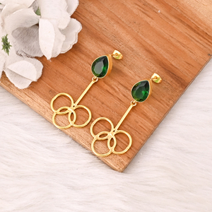 Boucles d'oreilles créoles élégantes en laiton plaqué or, faites à la main, couleur émeraude, pour femmes - Product Image 4