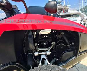 Quadski Anfibio de 4 Tiempos y 4 Cilindros, Moto Acuática de Fibra de Vidrio, Herramienta Innovadora para Aventuras Acuáticas, Uso Automático >300HP, 3 Asientos - Product Image 4