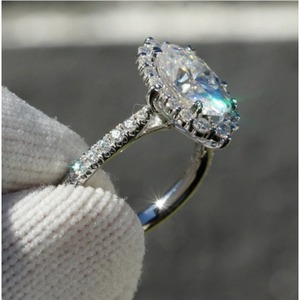 Bague en moissanite directement de l'usine, alternative au diamant de laboratoire, bague de fiançailles pour femme disponible au prix de gros - Product Image 6