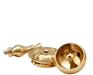 Lampe à huile en laiton artisanale traditionnelle en forme de lotus pour la décoration de la maison, idéale pour le Puja et le temple de Diwali - Product Image 4