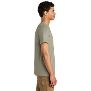 เสื้อยืดเจอร์ซีย์พรีเมียม ผ้าฝ้าย 52% โพลีเอสเตอร์ 48% สำหรับทุกเพศ น้ำหนัก 180 GSM สัมผัสนุ่ม ขายส่งจำนวนมาก สกรีนโลโก้ตามสั่ง จัดส่งเร็วในสหรัฐอเมริกา - Product Image 1