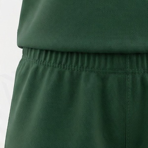 Ensemble débardeur sans manches et short vert pour femme avec imprimé géométrique, tenue sportive deux pièces, coupe régulière, col rond, au-dessus du genou - Product Image 5