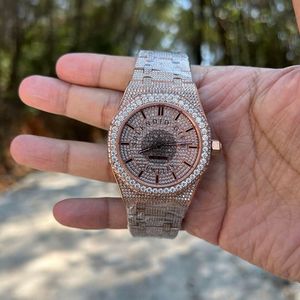 Montre de luxe BRANDID avec diamants, boîtier de 28 mm, analogique à quartz, bracelet en moissanite et strass pour homme, cristal saphir, mouvement ETA, 10 m - Product Image 1